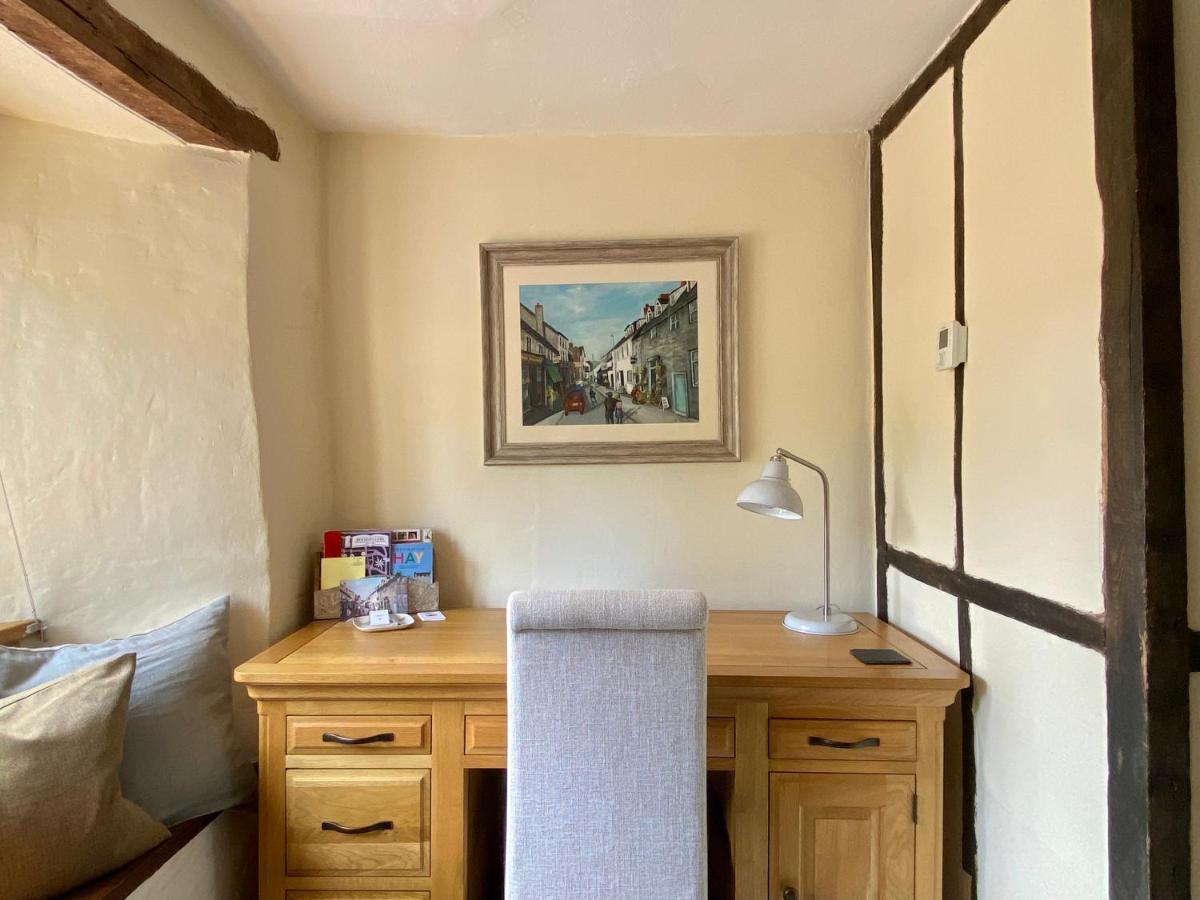 Villa Number 22, Castle Street Hay-On-Wye Esterno foto