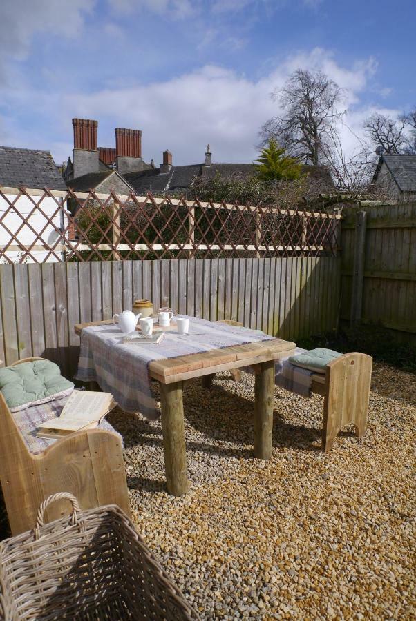 Villa Number 22, Castle Street Hay-On-Wye Esterno foto